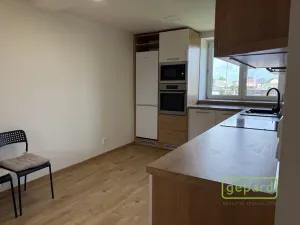 Pronájem bytu 2+1, Olomouc, Matěje z Janova, 40 m2