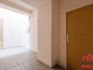 Prodej komerční nemovitosti, Moravská Třebová - Město, nám. T. G. Masaryka, 422 m2