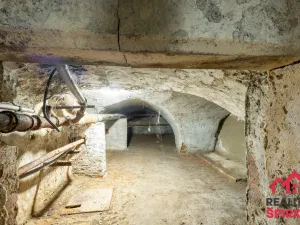 Prodej komerční nemovitosti, Moravská Třebová - Město, nám. T. G. Masaryka, 422 m2