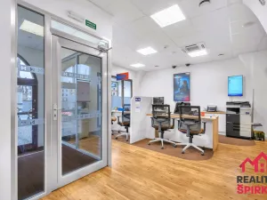 Prodej vícegeneračního domu, Moravská Třebová - Město, nám. T. G. Masaryka, 422 m2