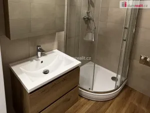 Pronájem bytu 2+1, Ústí nad Labem - Severní Terasa, Jizerská, 66 m2