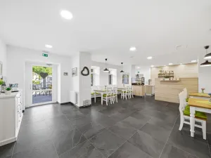 Prodej restaurace, Hardegg Stadt,Hardegg,Rakousko, 100 m2