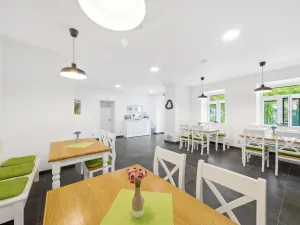 Pronájem restaurace, Hardegg Stadt,Hardegg,Rakousko, 100 m2