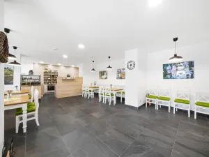 Pronájem restaurace, Hardegg Stadt,Hardegg,Rakousko, 100 m2