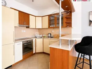 Pronájem bytu 2+kk, Praha - Dolní Chabry, Spořická, 56 m2