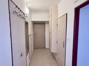 Pronájem bytu 2+1, Praha - Libeň, Lihovarská, 48 m2