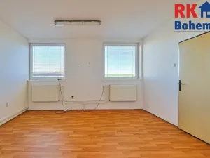 Pronájem skladu, Český Brod, Klučovská, 400 m2