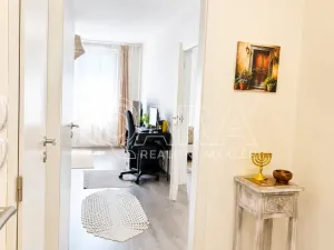Prodej bytu 2+kk, Praha - Chodov, Samohelova, 42 m2