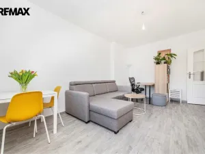 Pronájem bytu 2+1, Praha - Letňany, Vítkovická, 52 m2