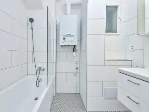Pronájem bytu 3+1, Praha - Malá Strana, Karmelitská, 95 m2