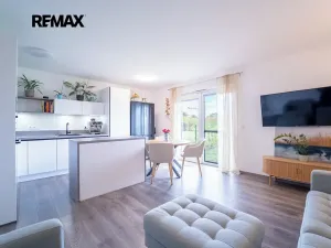 Prodej bytu 3+kk, Poděbrady, Slunečná, 78 m2