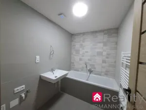 Prodej bytu 2+kk, Pohořelice, Znojemská, 67 m2