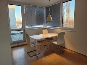Pronájem bytu 2+kk, Kroměříž, 69 m2