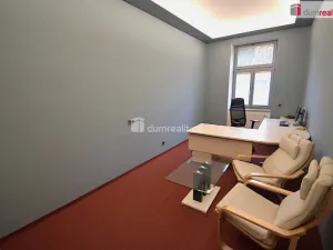 Pronájem kanceláře, Praha - Smíchov, Radlická, 60 m2