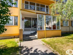 Prodej bytu 3+1, Praha - Prosek, Ctěnická, 67 m2