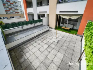 Prodej bytu 1+kk, Praha - Horní Měcholupy, Modenská, 70 m2