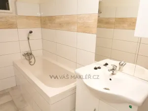 Pronájem bytu 3+kk, Praha - Karlín, Pobřežní, 88 m2