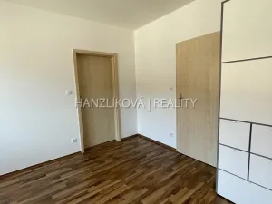 Pronájem bytu 3+kk, České Budějovice - České Budějovice 3, Skuherského, 88 m2