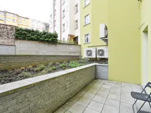 Pronájem bytu 2+kk, Praha - Vinohrady, Laubova, 50 m2