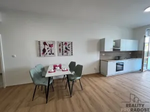 Prodej bytu 3+kk, Třebíč - Vnitřní Město, Karlovo nám., 123 m2