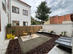 Prodej bytu 3+kk, Třebíč - Vnitřní Město, Karlovo nám., 123 m2