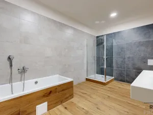 Prodej bytu 3+kk, Třebíč - Vnitřní Město, Karlovo nám., 123 m2