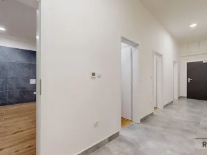 Prodej bytu 3+kk, Třebíč - Vnitřní Město, Karlovo nám., 123 m2