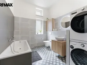 Prodej bytu 4+kk, Stěžery, Zámecká, 110 m2