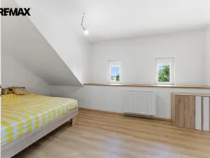 Prodej bytu 4+kk, Stěžery, Zámecká, 110 m2
