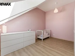 Prodej bytu 4+kk, Stěžery, Zámecká, 110 m2