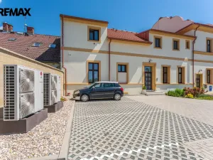 Prodej bytu 4+kk, Stěžery, Zámecká, 110 m2