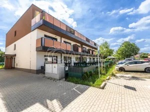 Pronájem bytu 2+kk, Kralupy nad Vltavou - Lobeček, J. Wolkera, 63 m2