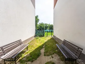 Pronájem bytu 2+kk, Kralupy nad Vltavou - Lobeček, J. Wolkera, 63 m2