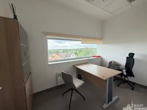 Pronájem skladu, Hostouň, Za Brankou, 1637 m2