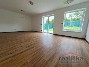 Prodej pozemku pro bydlení, Velká Polom, Osvoboditelů, 182 m2