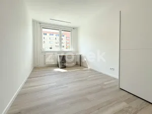 Pronájem bytu 3+1, Zlín, Česká, 66 m2
