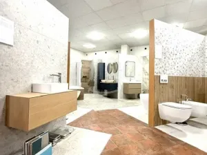 Pronájem obchodního prostoru, Hodonín, Národní třída, 401 m2