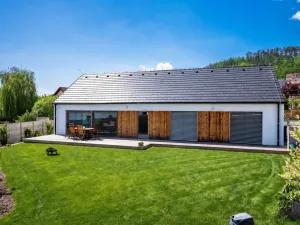 Prodej rodinného domu, Králův Dvůr, U Černého vršku, 114 m2