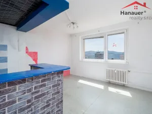 Prodej bytu 2+kk, Ústí nad Labem - Severní Terasa, Poláčkova, 42 m2