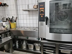 Pronájem restaurace, Dubičné, 250 m2