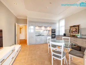 Prodej bytu 4+kk, Mariánské Lázně - Úšovice, Zeyerova, 116 m2