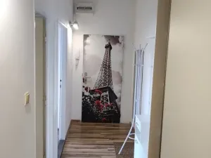 Pronájem bytu 1+1, Praha - Vysočany, Novovysočanská, 38 m2