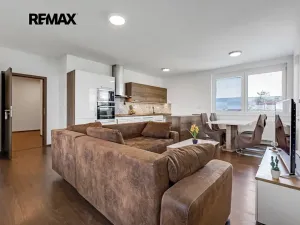 Prodej bytu 4+kk, Praha - Dolní Měcholupy, Kryšpínova, 107 m2