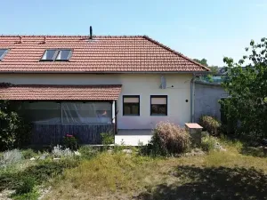 Prodej rodinného domu, Kly, 105 m2