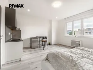 Pronájem bytu 1+kk, Praha - Břevnov, Patočkova, 25 m2