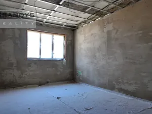 Prodej ubytování, Okna, 630 m2