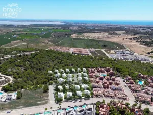 Prodej rodinného domu, San Miguel de Salinas, Alicante, Španělsko, 237 m2