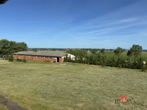 Pronájem skladu, Měník, 5000 m2