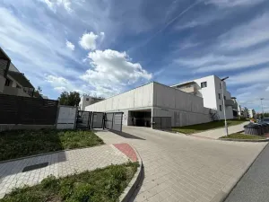 Pronájem garáže, Jihlava, Purmerendská, 20 m2