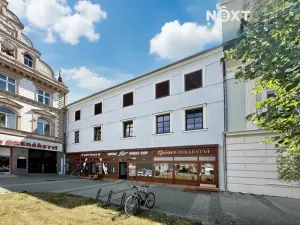 Pronájem obchodního prostoru, Prostějov, Pernštýnské nám., 62 m2